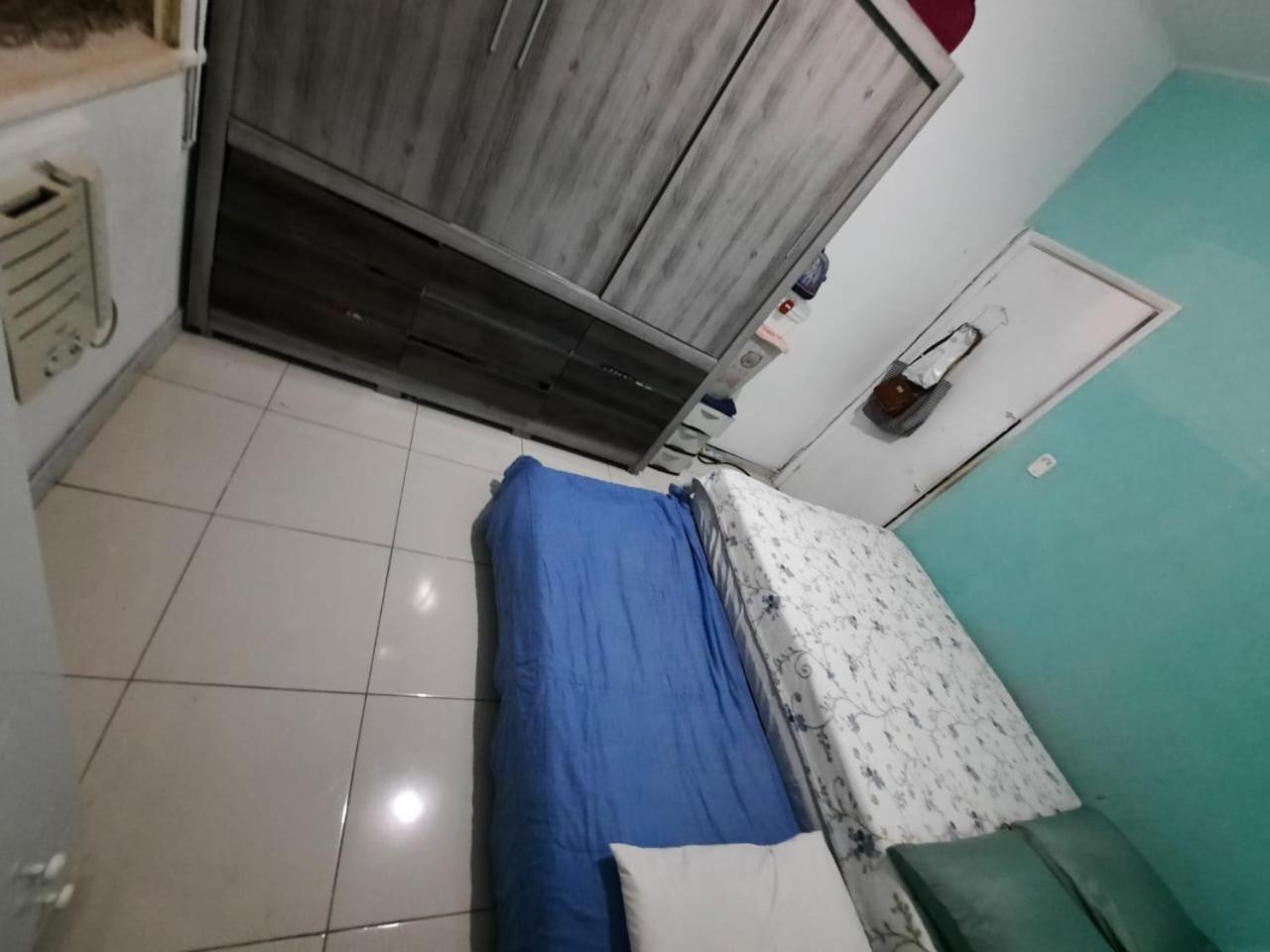 Apto Uma Quadra Da Praia, Leme Zona Sul Rj Apartment