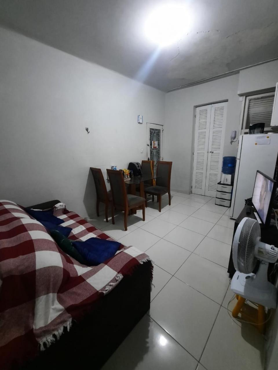 Apto Uma Quadra Da Praia, Leme Zona Sul Rj Apartment Rio de Janeiro